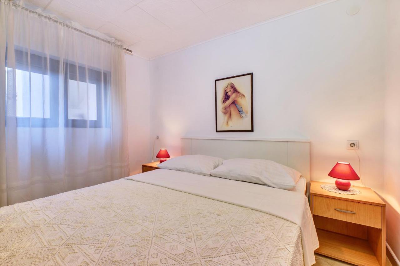 Eco Secluded Apartments Zabodarski Cunski Luaran gambar